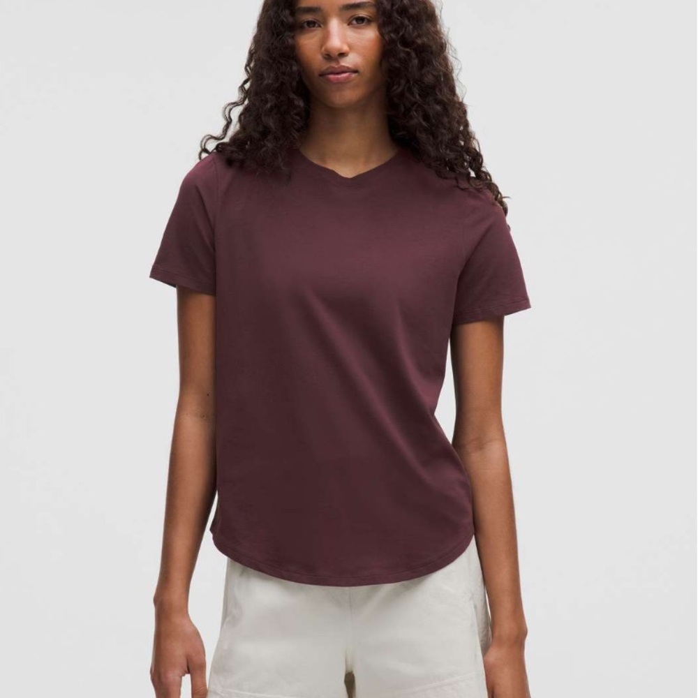 lululemon athletica Curved-Hem Crewneck Tee